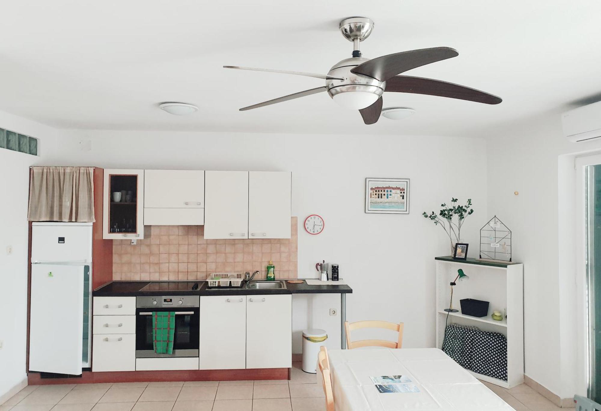 Sali Modern Seaview Apartment Екстер'єр фото